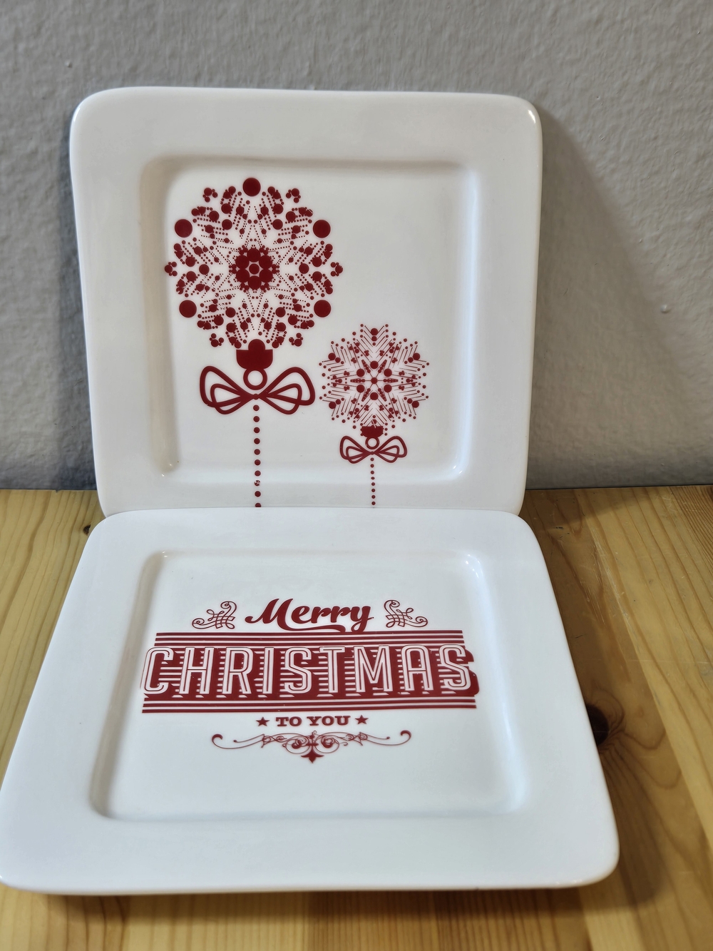 Ciroa Holiday White Ceramic Square Accent Plates - Set of 2